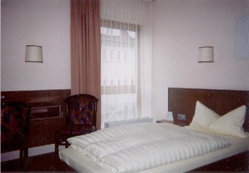 Hotel Astra Ulm Ausstattung foto
